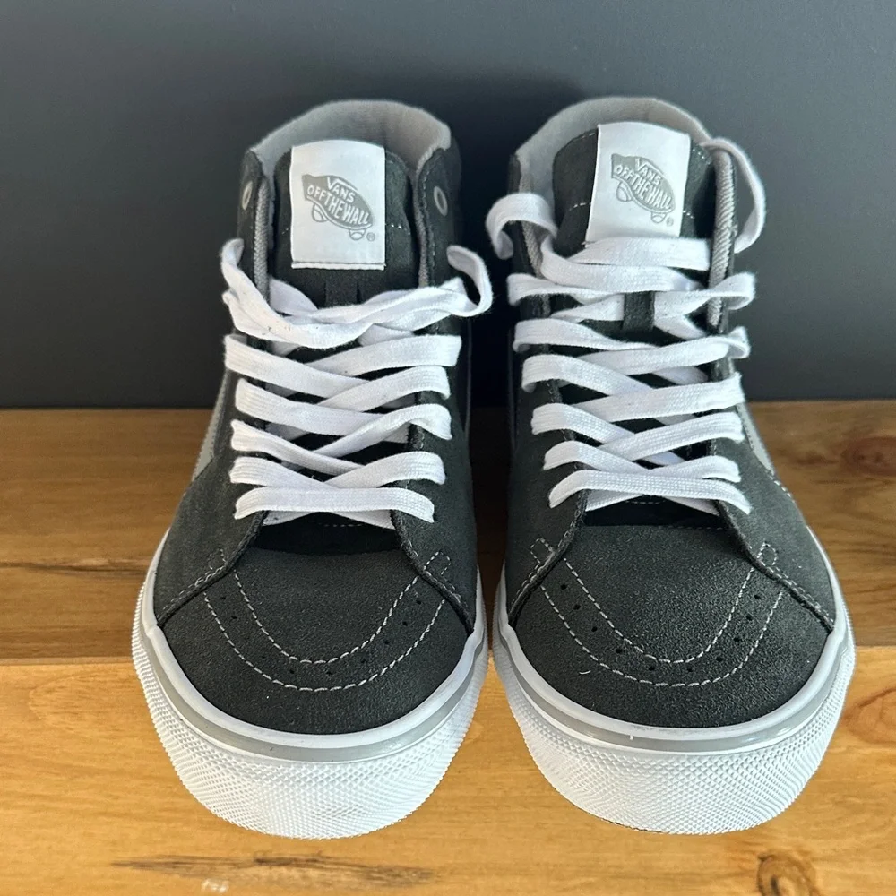 Vans Black and White High-Top Sneakers - Picture 3 of 4